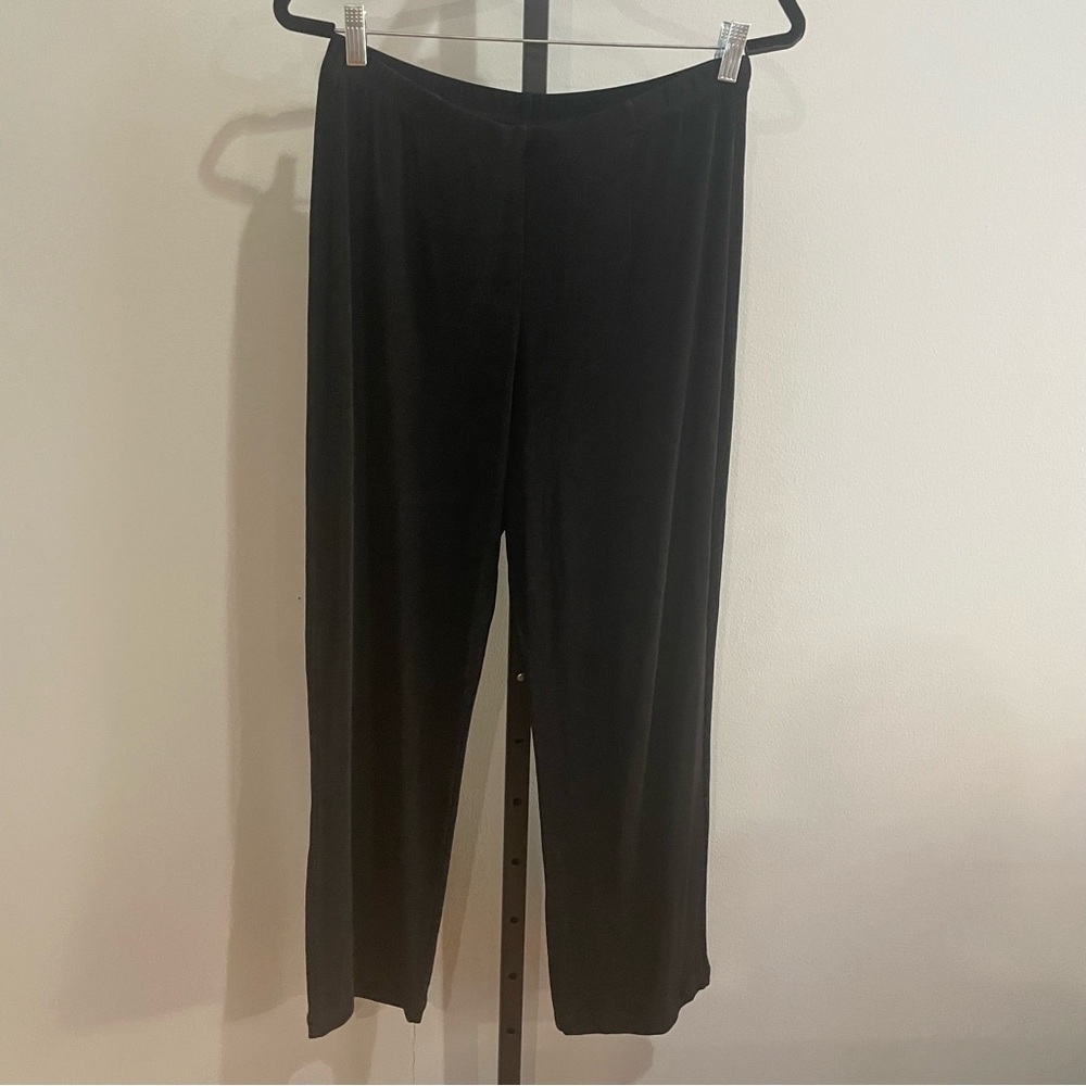 Chicos Black Traveler's Pants Size 2
